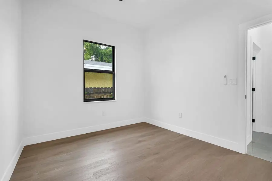 46-web-or-mls-DSC09848 46-web-or-mls-DSC09848