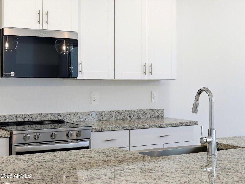 20-3f9834f9-e77a-412b-aa81-6b913b451f5e 20-3f9834f9-e77a-412b-aa81-6b913b451f5e