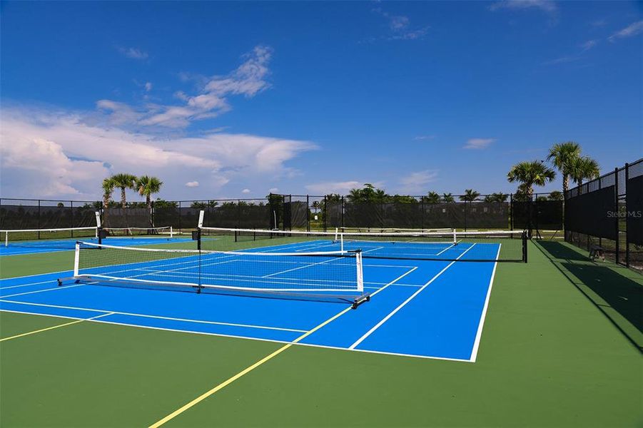 Community amenities in Esplanade at Skye Ranch, Sarasota (Image 30). Community amenities in Esplanade at Skye Ranch, Sarasota (Image 30).