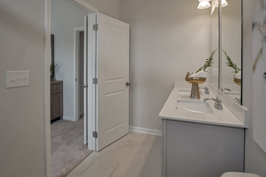 The Radcliffe - Owner's Bath