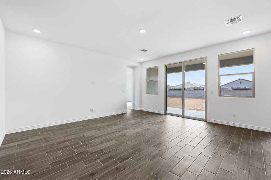 PHX_Miravida_Lot 1155_Ash_14825_Greatroo