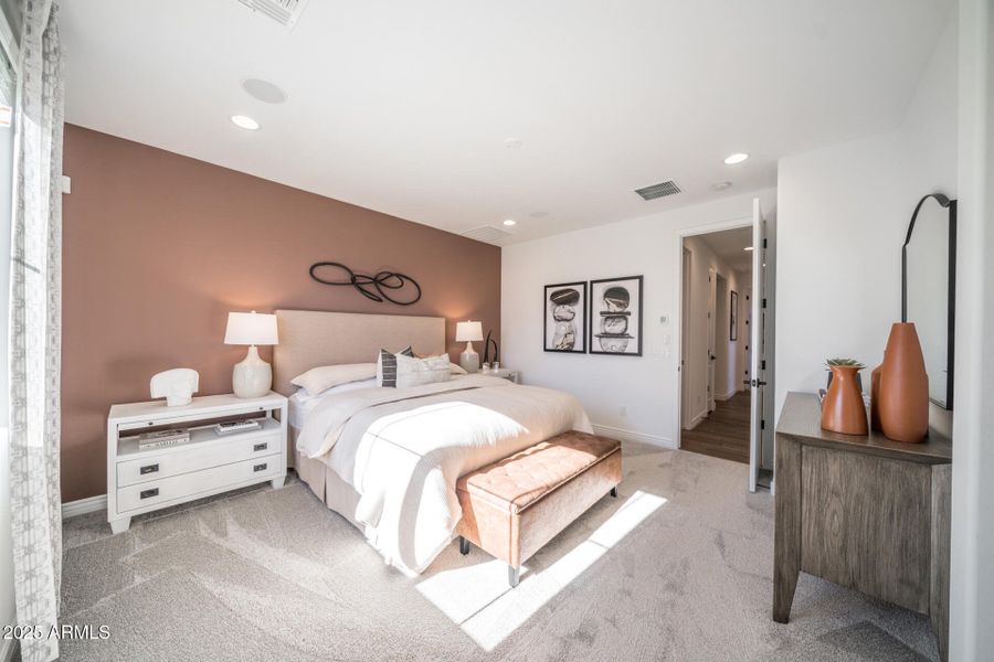 7925 E Raleigh Avenue