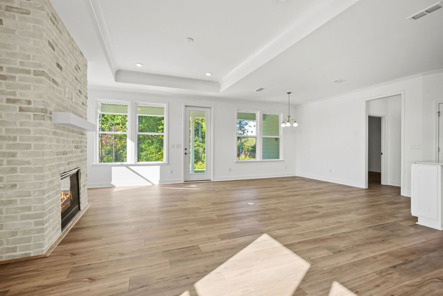 Spacious, unfurnished interior of a new home in Kinsdale, Lancaster (Image 110).