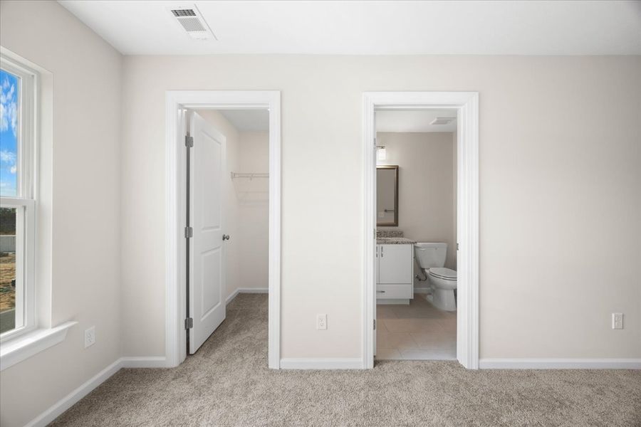 Spacious, unfurnished interior of a new home in Windsor, North Augusta (Image 35).