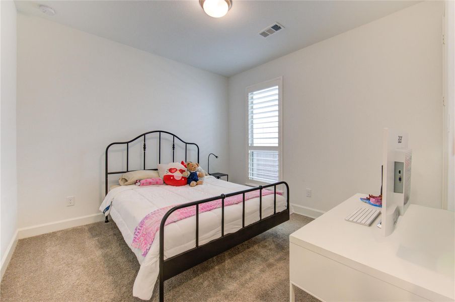 Furnished interior view inside a new home in Cross Creek West, Fulshear (Image 44).