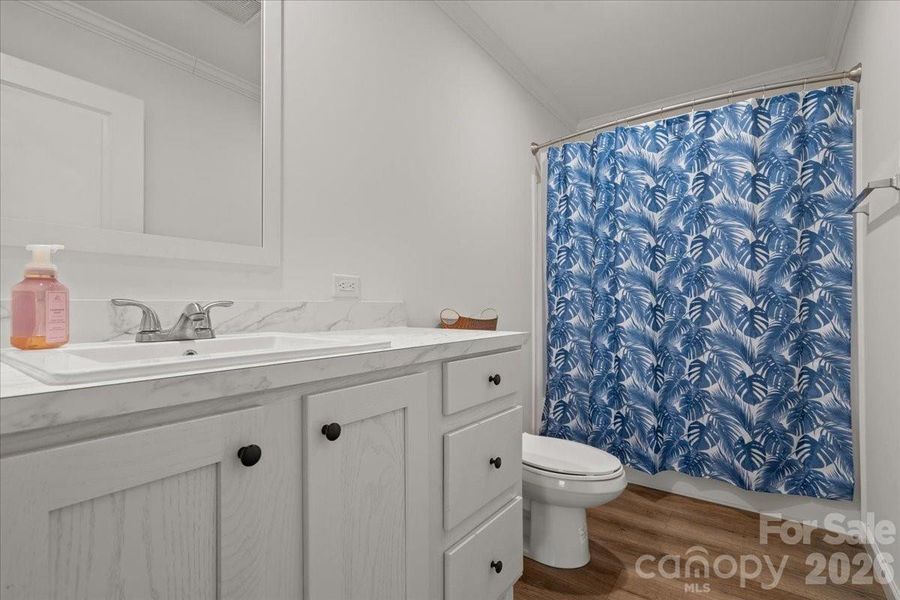 Furnished interior view inside a new home in , Bennettsville (Image 6).