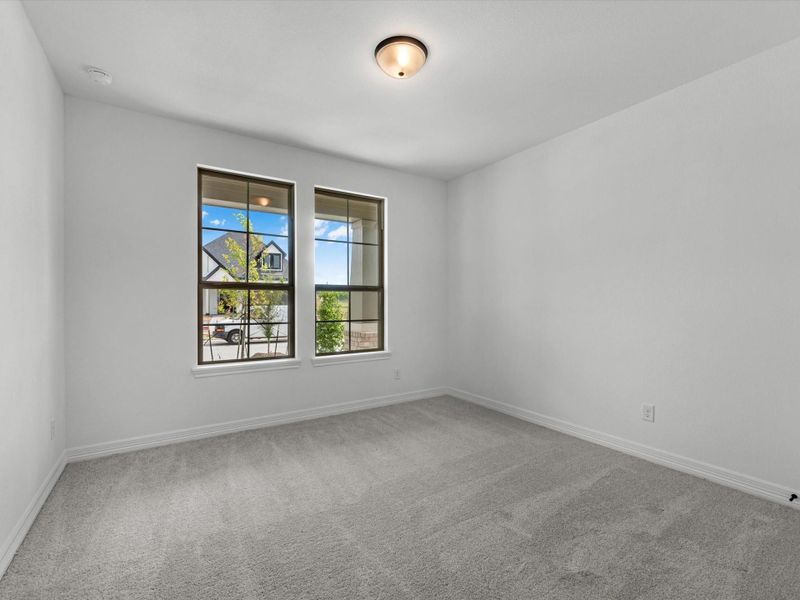 Spacious, unfurnished interior of a new home in Austin Point, Richmond (Image 18).