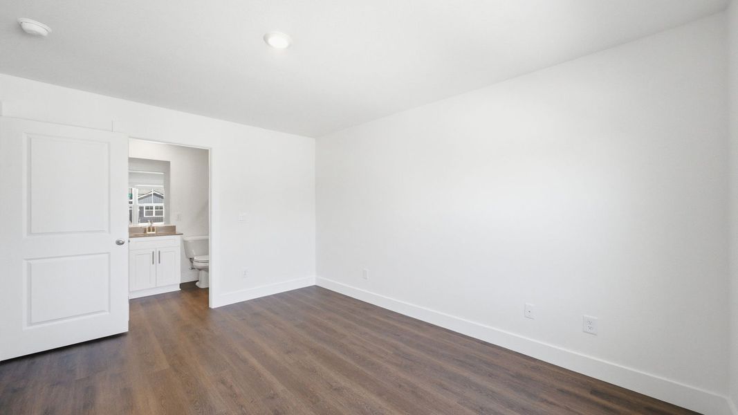 Spacious, unfurnished interior of a new home in The Arbor Townhomes, Kingsport (Image 30).