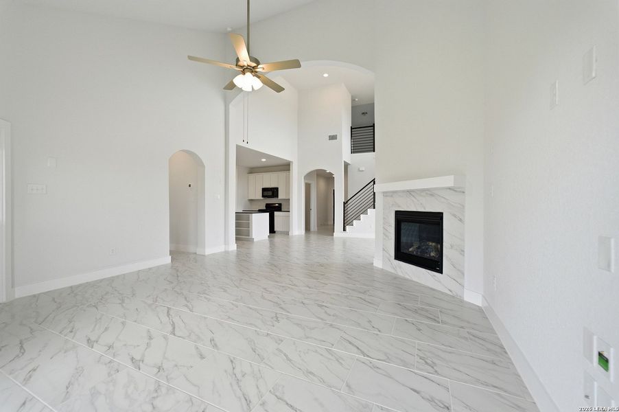 Spacious, unfurnished interior of a new home in Hickory Ridge, Elmendorf (Image 32).