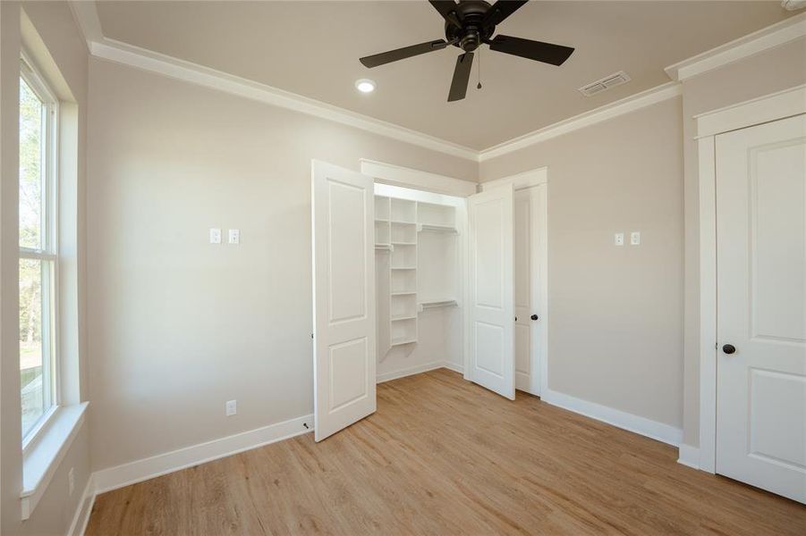 Spacious, unfurnished interior of a new home in , Tyler (Image 12).