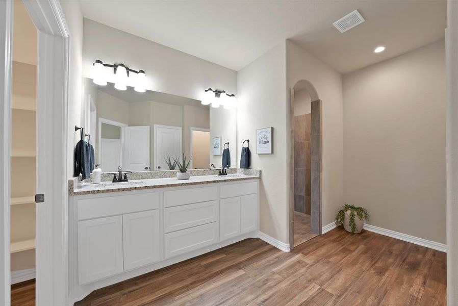 Furnished interior view inside a new home in , Mabank (Image 6).