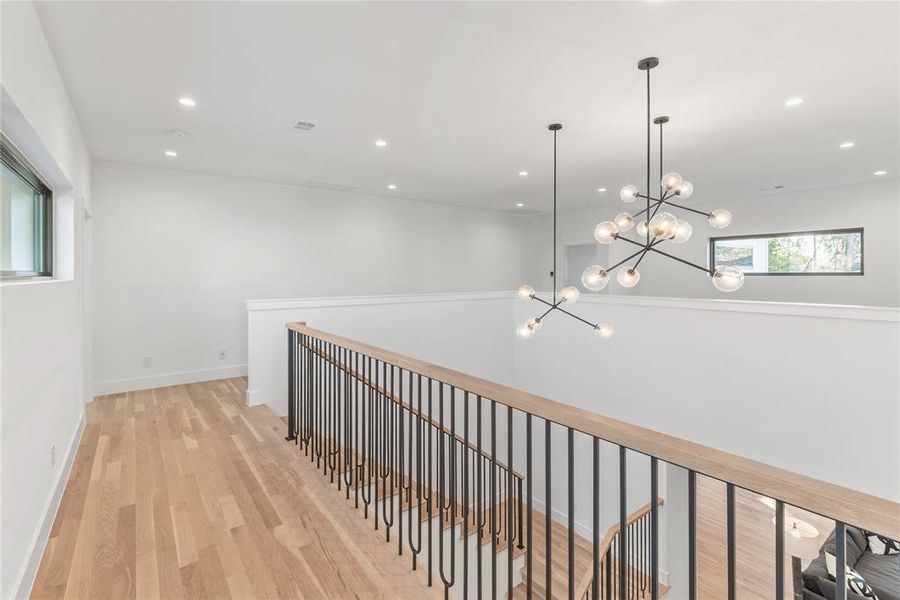 Spacious, unfurnished interior of a new home in , Dallas (Image 24).