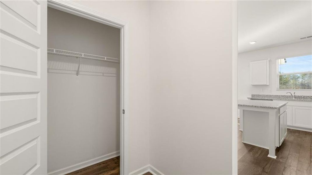 Spacious, unfurnished interior of a new home in Bridle Creek, Locust Grove (Image 15). Spacious, unfurnished interior of a new home in Bridle Creek, Locust Grove (Image 15).