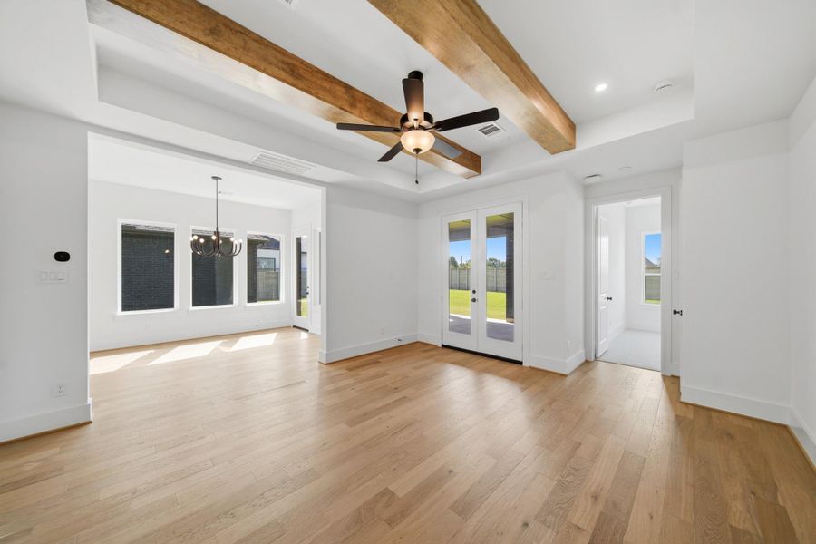 Spacious, unfurnished interior of a new home in Legacy, League City (Image 31).