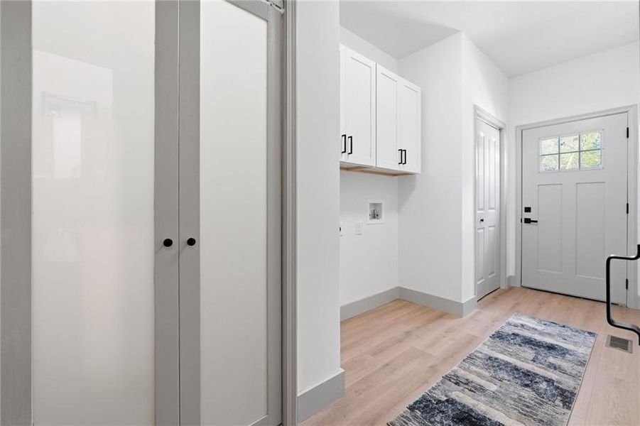 Spacious, unfurnished interior of a new home in , Resaca (Image 18). Spacious, unfurnished interior of a new home in , Resaca (Image 18).