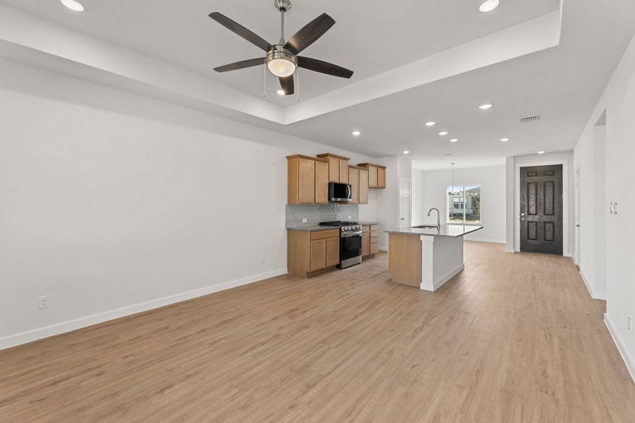 Representative unfurnished interior of a home built from the Clovis by Hakes Brothers in Hunters Ranch, San Antonio (Image 13).