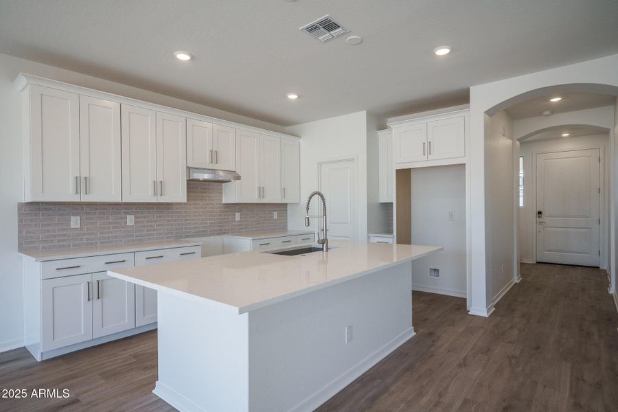 3) KITCHEN 3) KITCHEN