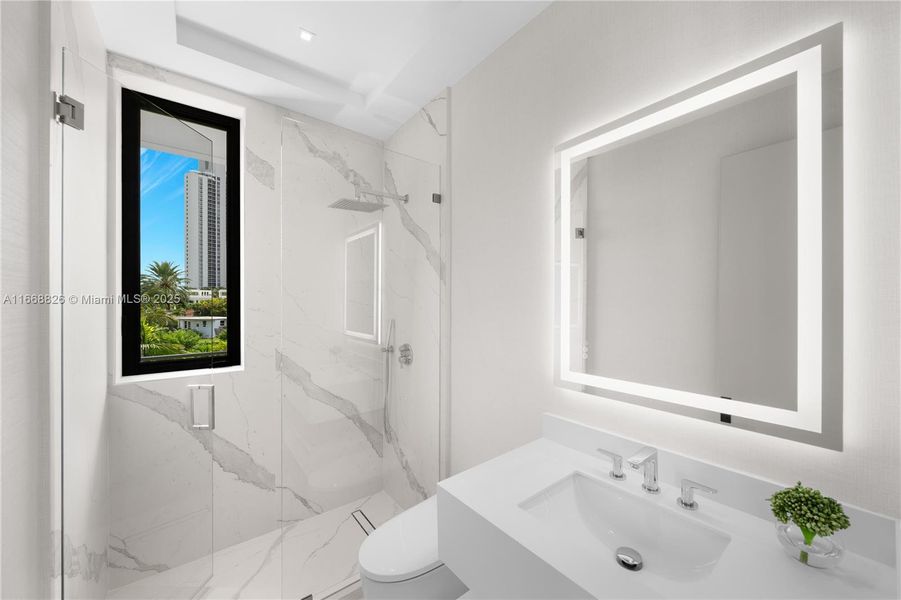 Image 50 of a home in .