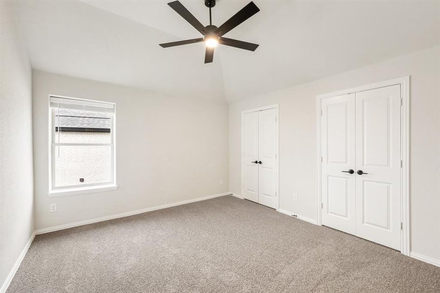 Spacious, unfurnished interior of a new home in Sonoma Verde, McLendon-Chisholm (Image 28).