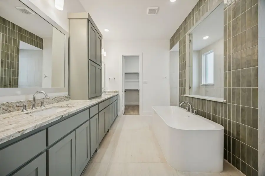 Representative furnished interior of a home built from the Connor by Southgate Homes in Eliana, McKinney (Image 6).