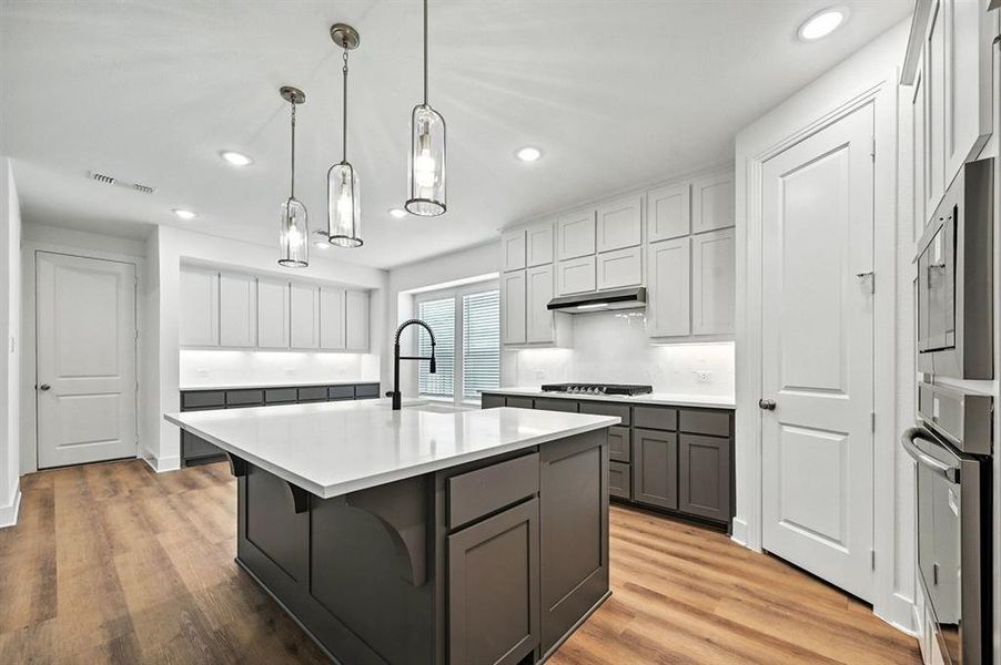 Furnished interior view inside a new home in Hillstead, Lavon (Image 10).