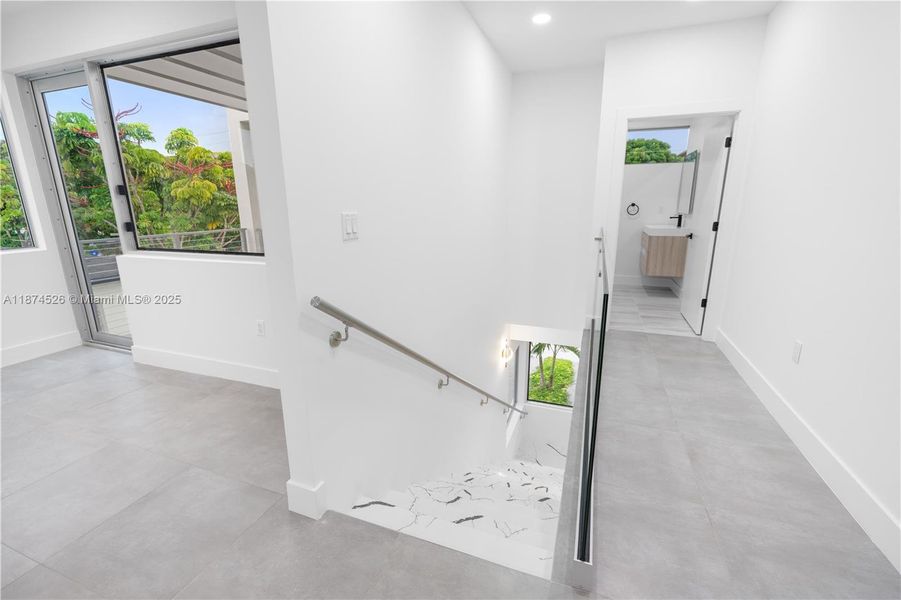 Spacious, unfurnished interior of a new home in , Miami (Image 53).