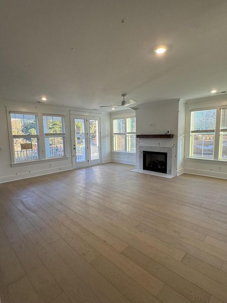 Spacious, unfurnished interior of a new home in Central Park, James Island (Image 23).