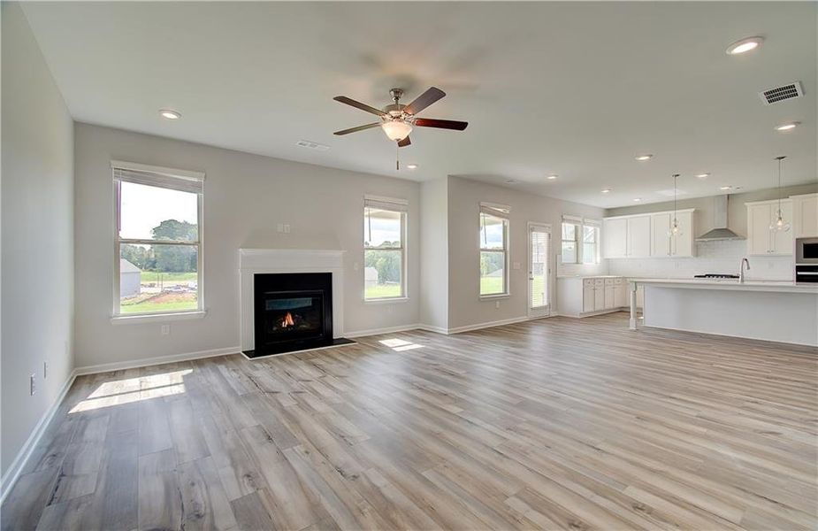 Spacious, unfurnished interior of a new home in Grandview at Millers Mill, Stockbridge (Image 22).