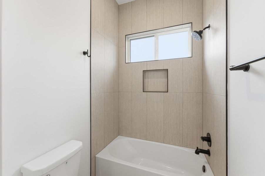 View of the tub/shower combo.