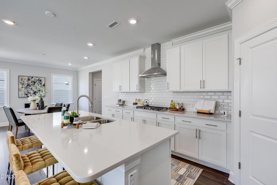 SUN_EdgeAuburn_Pic_1120TopazCave-19