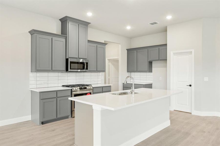 Furnished interior view inside a new home in Sunset Ridge, Alvarado (Image 6).