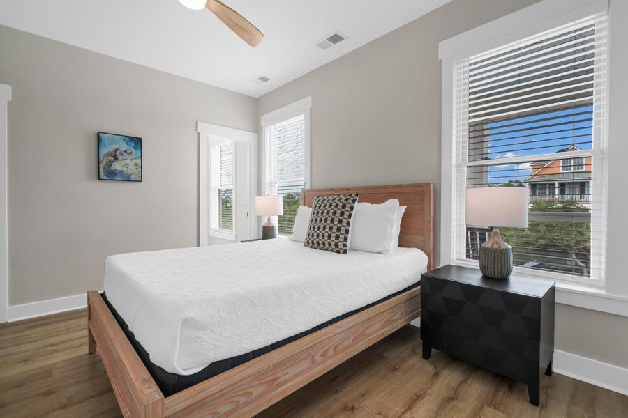Furnished interior view inside a new home in , Edisto Island (Image 55).