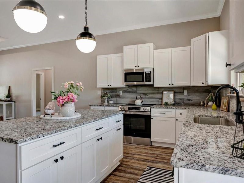 Furnished interior view inside a new home in , Lufkin (Image 5). Furnished interior view inside a new home in , Lufkin (Image 5).