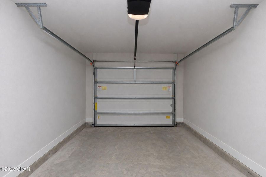 Spacious, unfurnished interior of a new home in Fox Glenn, Panama City (Image 28). Spacious, unfurnished interior of a new home in Fox Glenn, Panama City (Image 28).