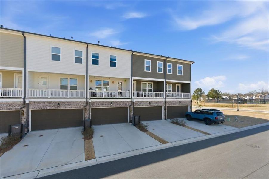 Image 34 of a home in .