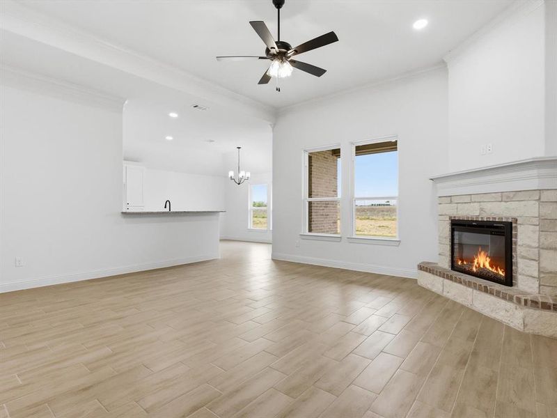 Spacious, unfurnished interior of a new home in , Tolar (Image 22).