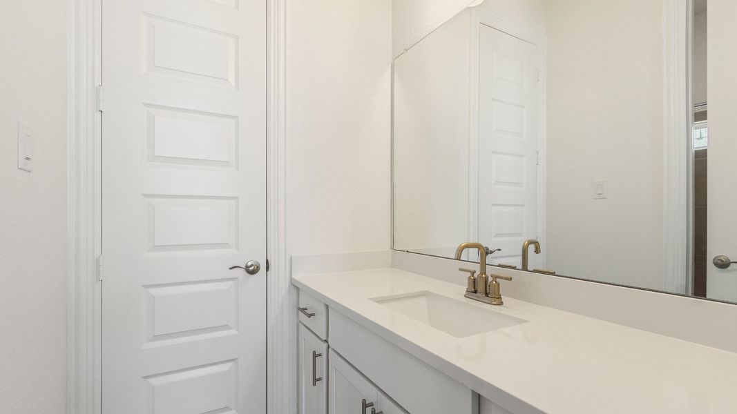 Representative furnished interior of a home built from the Vanderbilt by DRB Homes in Brookewater, Rosenberg (Image 18).