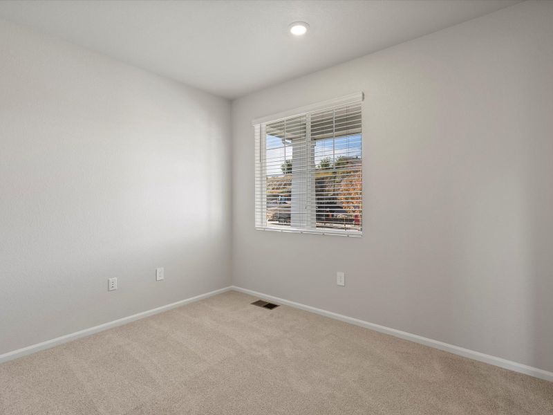 Spacious, unfurnished interior of a new home in Poudre Heights: The Alpine Collection, Windsor (Image 10).