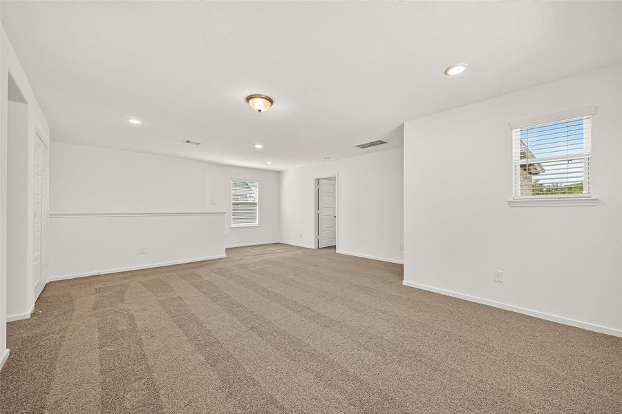 Spacious, unfurnished interior of a new home in Mill Creek Trails, Magnolia (Image 42).