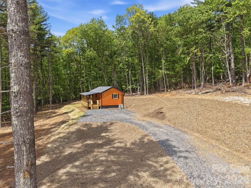 Image 34 of a home in .