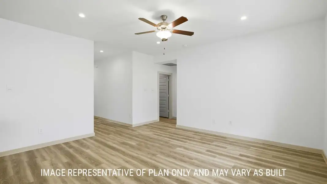 Representative unfurnished interior of a home built from the Bellvue by D.R. Horton in Woodland Park, Beaumont (Image 21).