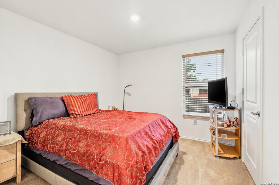 Furnished interior view inside a new home in Tarasco Gardens, San Antonio (Image 3).