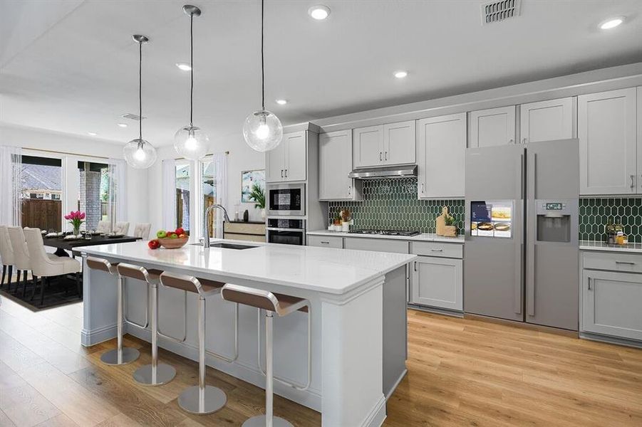 4259 Arlington Avenue ~ Ready Now 4259 Arlington Avenue ~ Ready Now