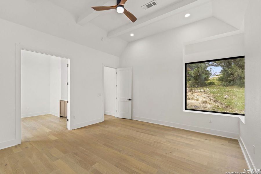 Spacious, unfurnished interior of a new home in , San Antonio (Image 20). Spacious, unfurnished interior of a new home in , San Antonio (Image 20).