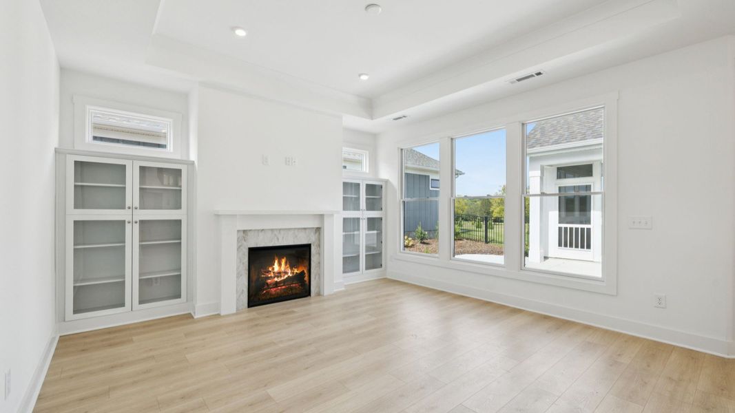 Spacious, unfurnished interior of a new home in The Courtyards at Stewarts Creek, Smyrna (Image 17).