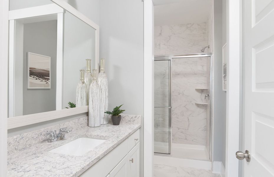 Representative furnished interior of a home built from the Renown by Del Webb in Del Webb North Myrtle Beach, North Myrtle Beach (Image 5).