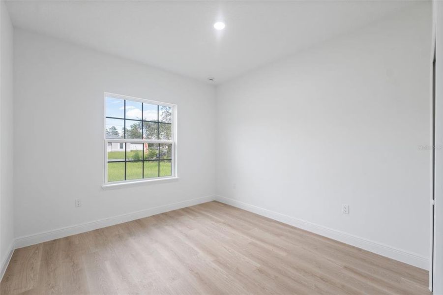 Spacious, unfurnished interior of a new home in , Ocala (Image 22).