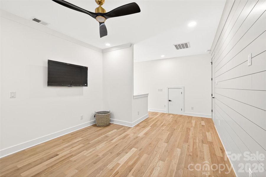 Spacious, unfurnished interior of a new home in , Lancaster (Image 21).