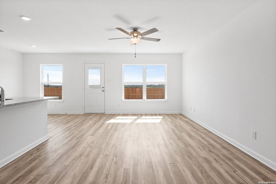 Spacious, unfurnished interior of a new home in , Lytle (Image 13).