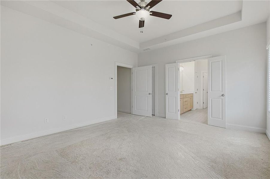 Spacious, unfurnished interior of a new home in , Marietta (Image 14).